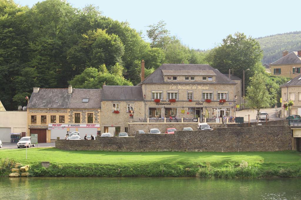 Les Boucles De Meuse Hotel 3 Etoiles Монтерме Экстерьер фото